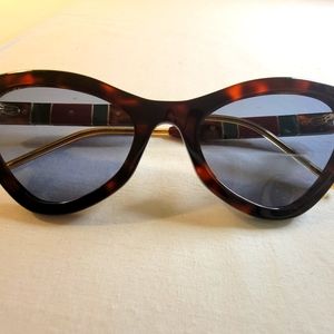 Gucci Cat Eye Sunglasses - Havana